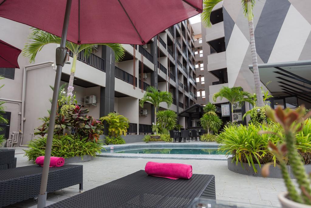 Hotel Golden Tulip Essential Pattaya Exterior foto