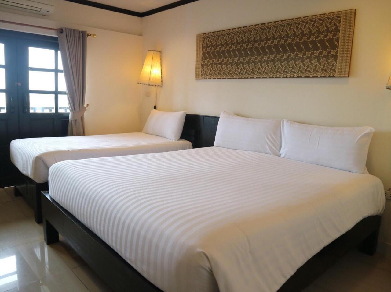 Hotel Golden Tulip Essential Pattaya Exterior foto
